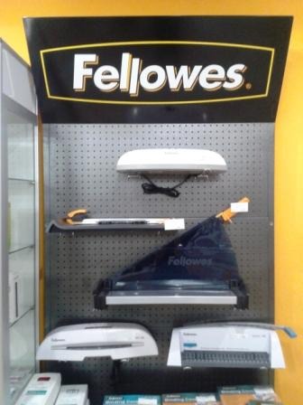 Різаки та ламінатори Fellowes