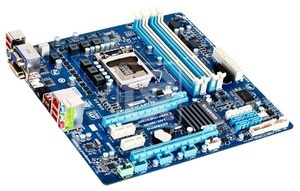 Материнська плата GigaByte GA-Z68M-D2H